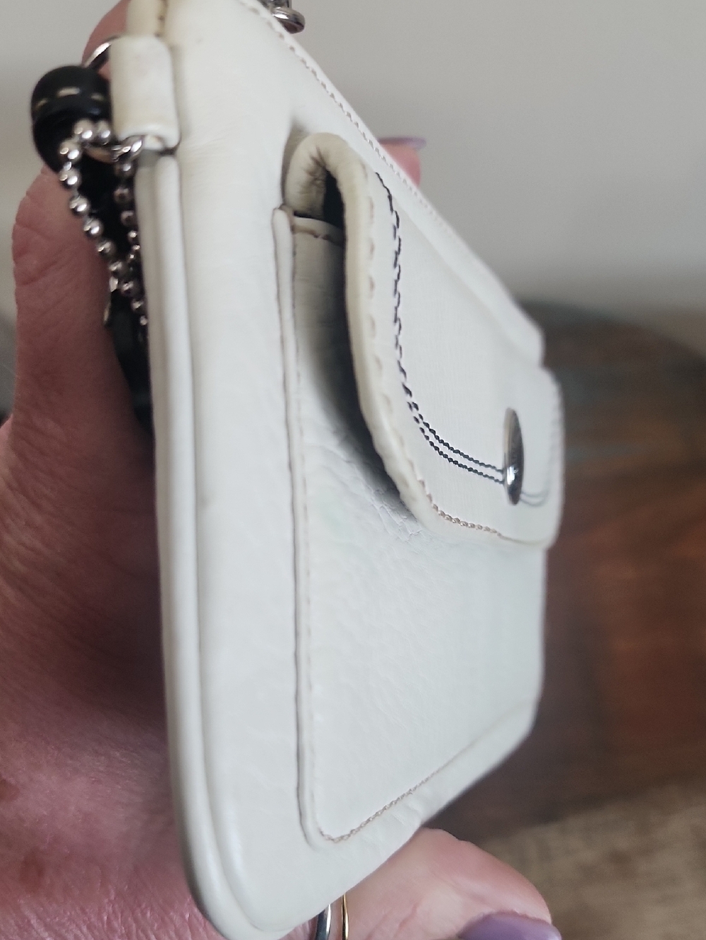 Coach Vintage Pebbled White Black Leather Flap Zipper Wristlet Wallet Y2K - Picture 12 of 15